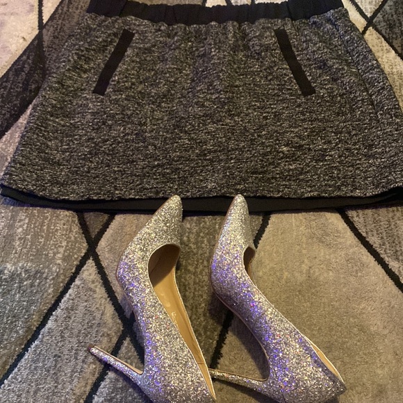 skirt - Picture 2 of 3